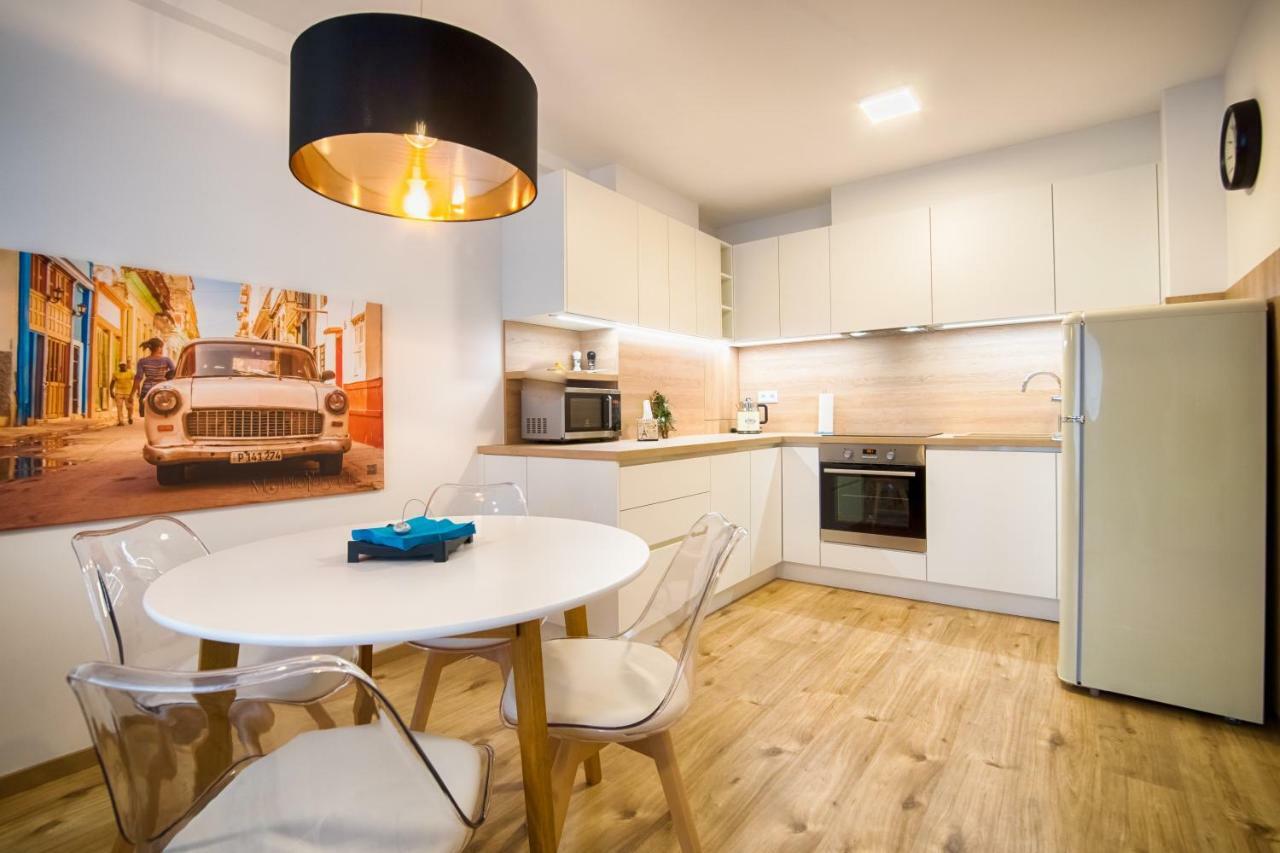 Cvernovka Business&Leisure Apartment By Kovee Bratislava Bagian luar foto