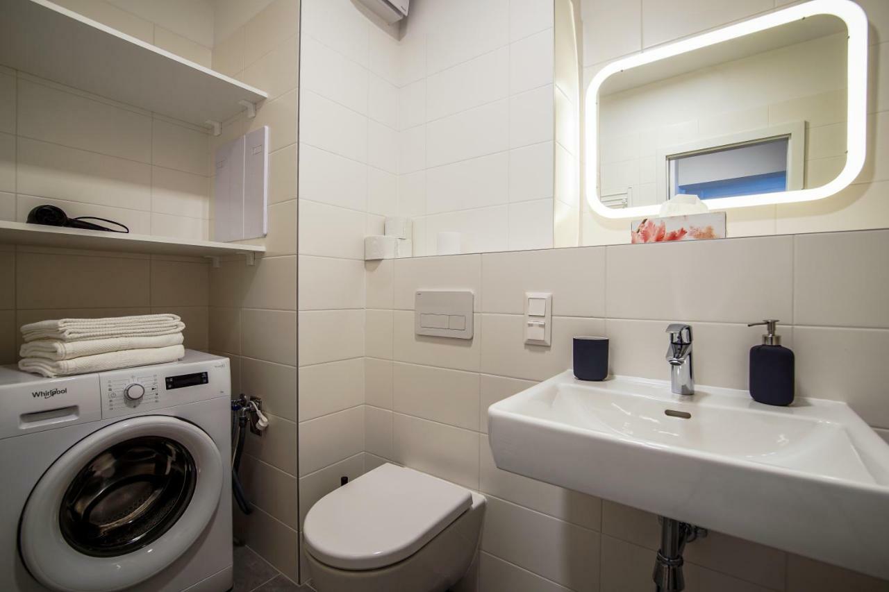 Cvernovka Business&Leisure Apartment By Kovee Bratislava Bagian luar foto